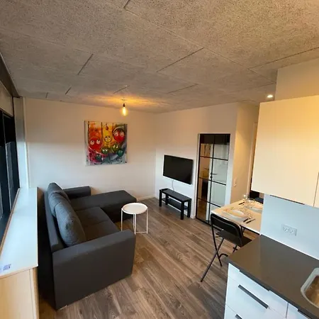 Apartment Re-seapark *